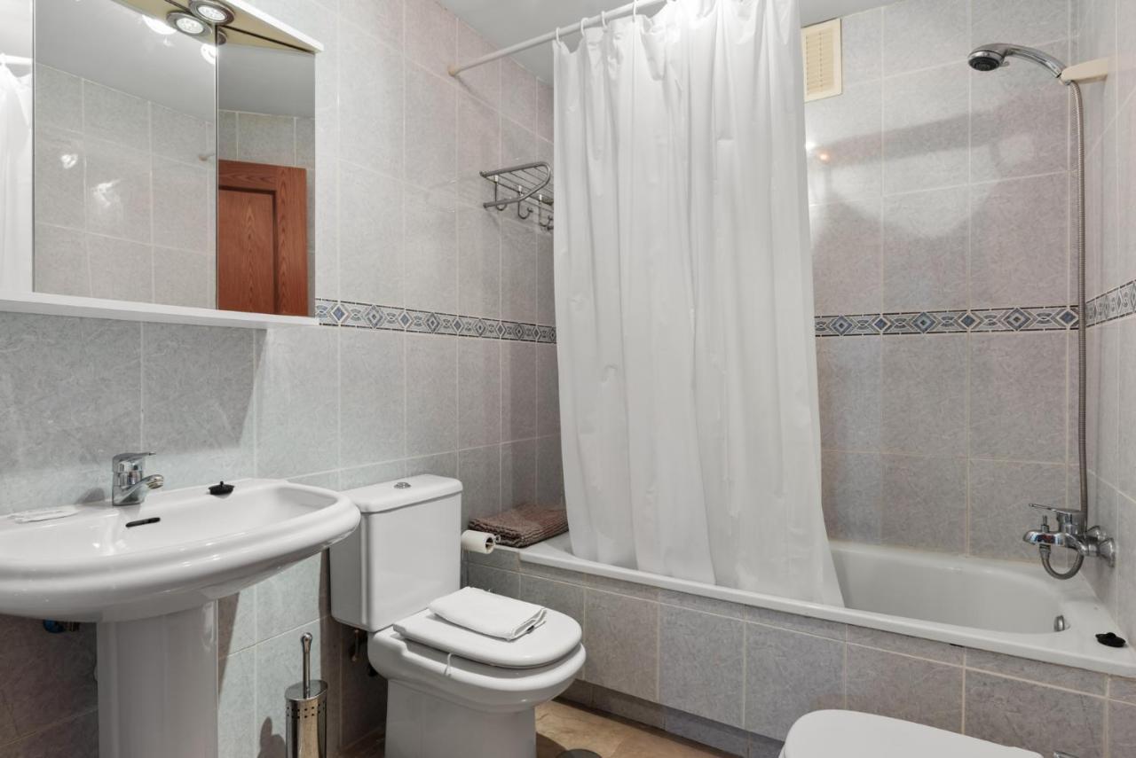 Marysol Beachclose Apartment With Pool By Costarentals - Ref 200 ベナルマデナ エクステリア 写真