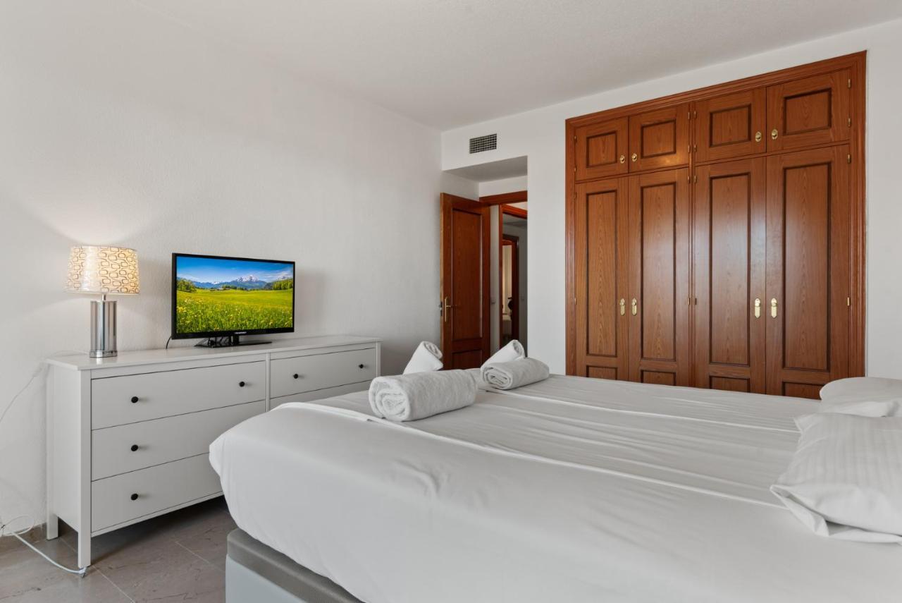 Marysol Beachclose Apartment With Pool By Costarentals - Ref 200 ベナルマデナ エクステリア 写真