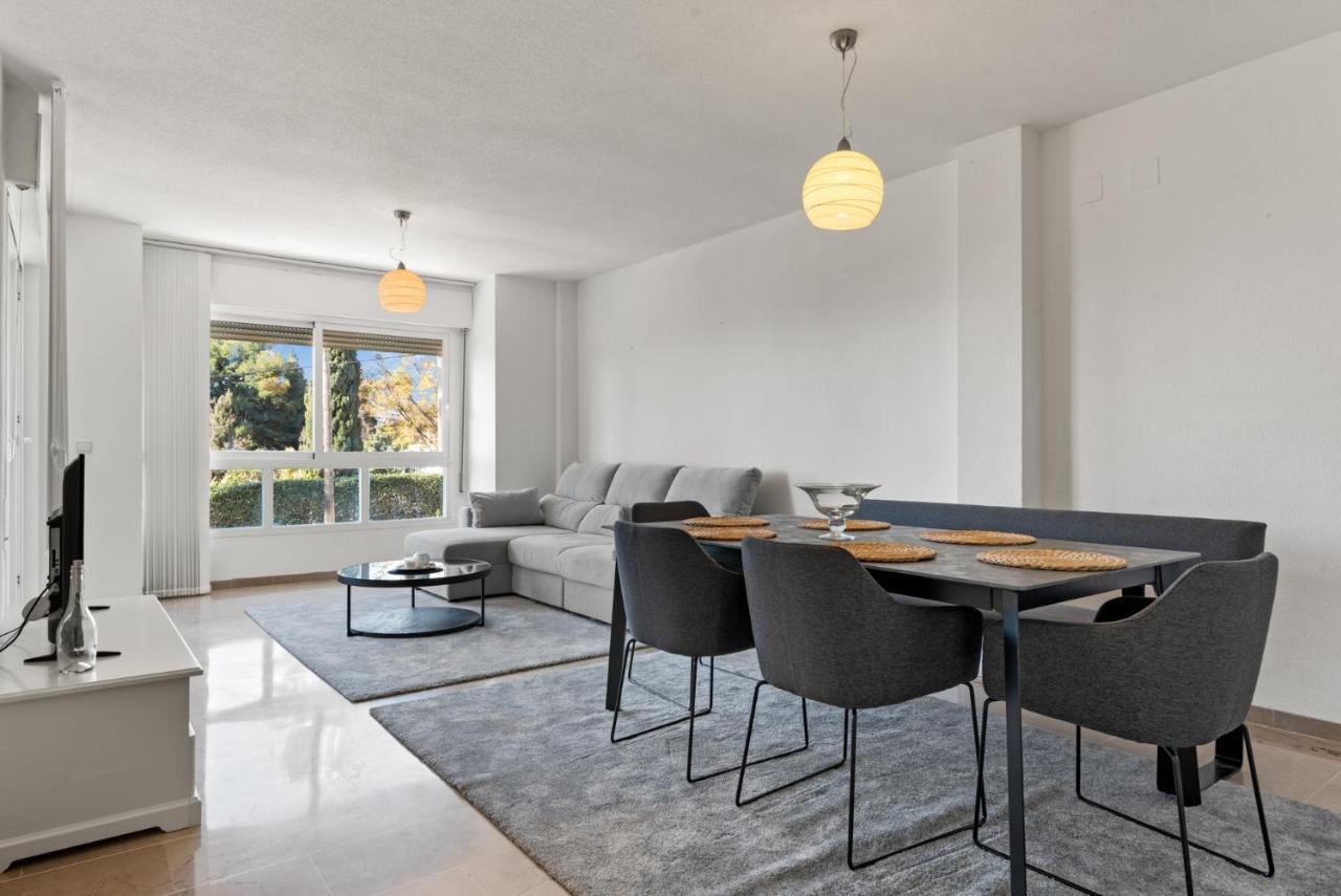 Marysol Beachclose Apartment With Pool By Costarentals - Ref 200 ベナルマデナ エクステリア 写真