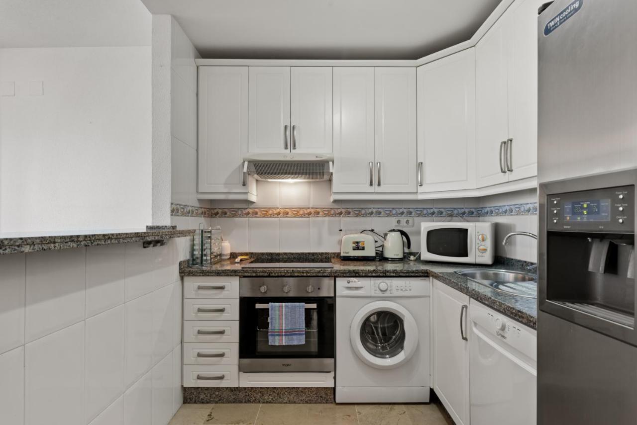 Marysol Beachclose Apartment With Pool By Costarentals - Ref 200 ベナルマデナ エクステリア 写真